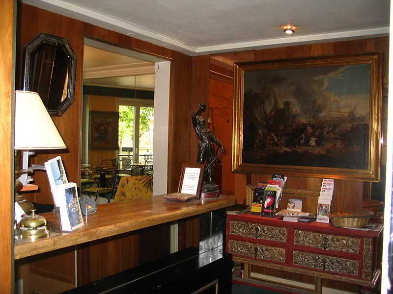 Hotel Avama Prony Paris Exterior photo