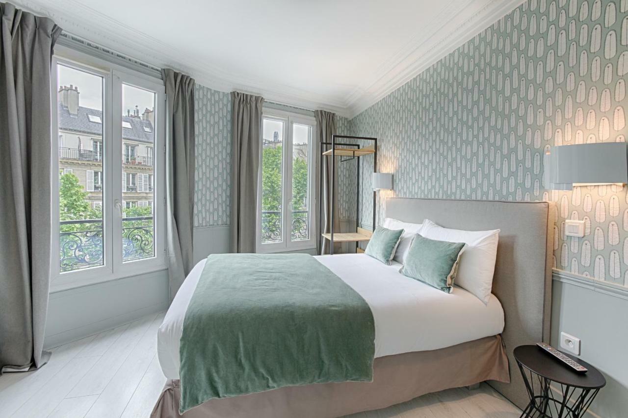 Hotel Avama Prony Paris Exterior photo